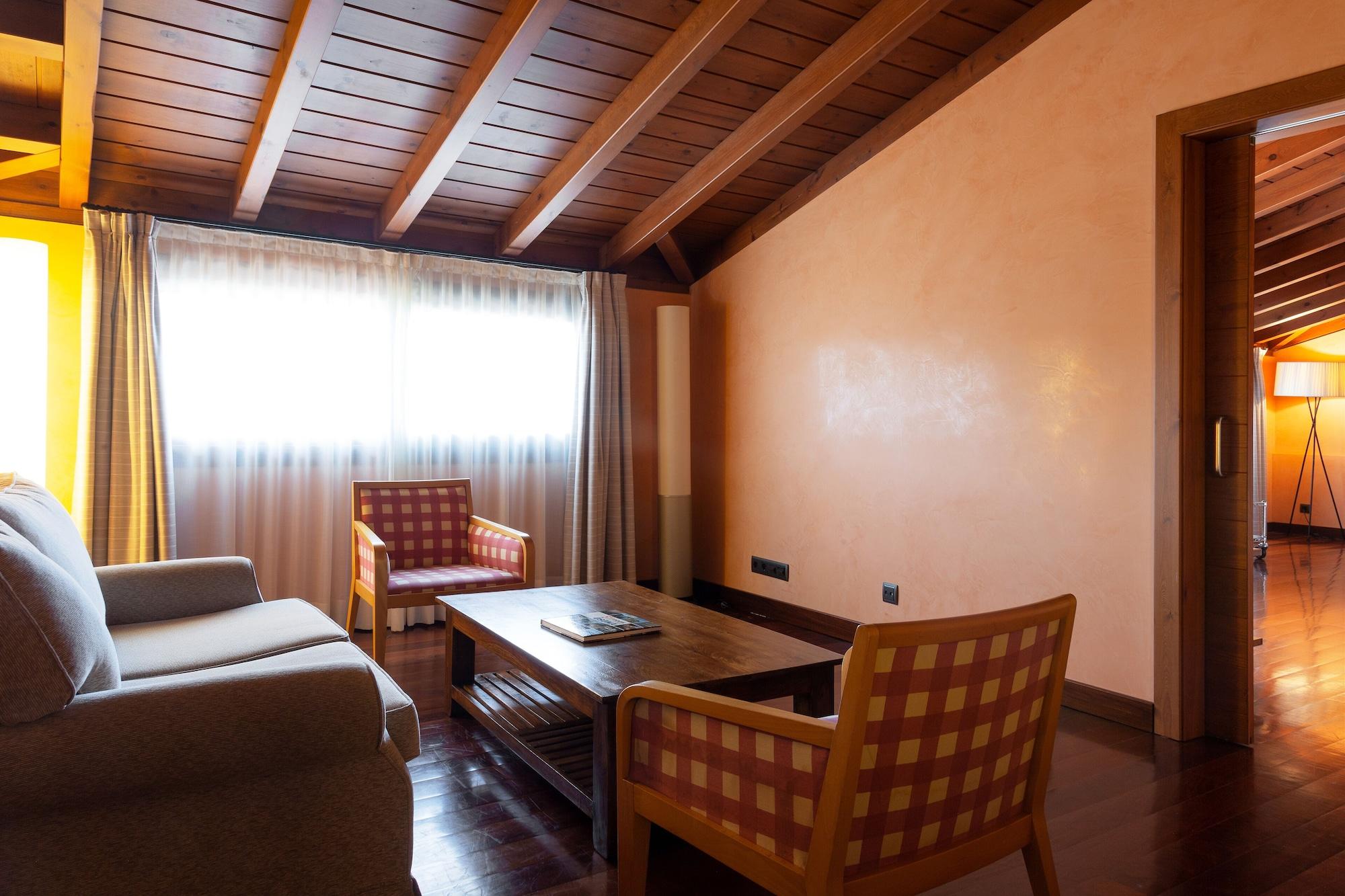 Montanya Hotel Seva Buitenkant foto